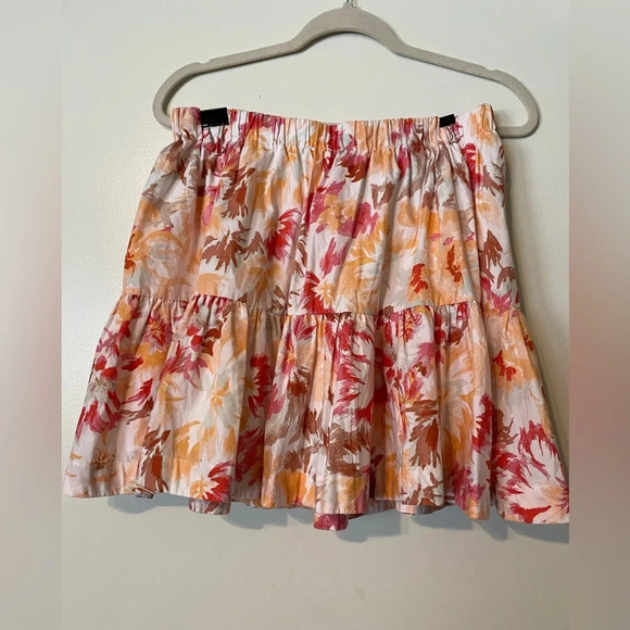 Abercrombie and Fitch Tiered Abstract Floral Mini Skirt Size Large - Picture 1 of 5